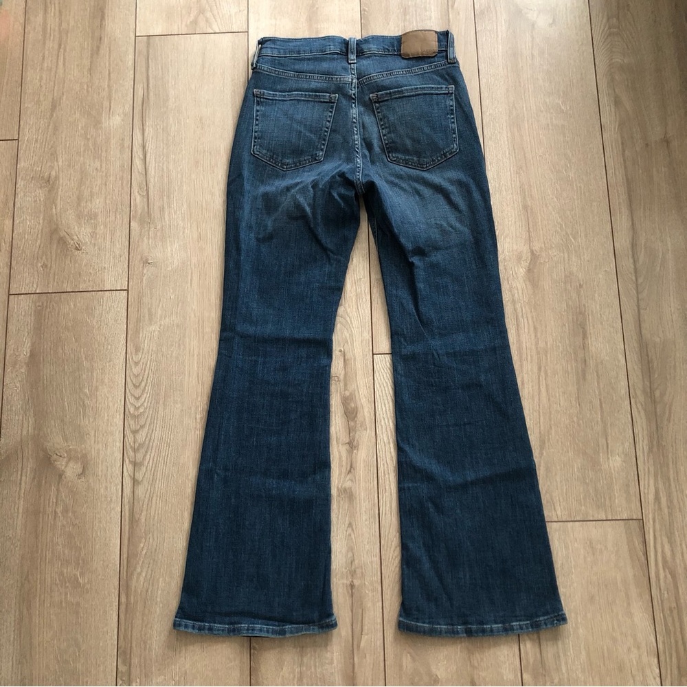 Size 2 Short Aeropostale High Rise Flare Jeans - Picture 3 of 3